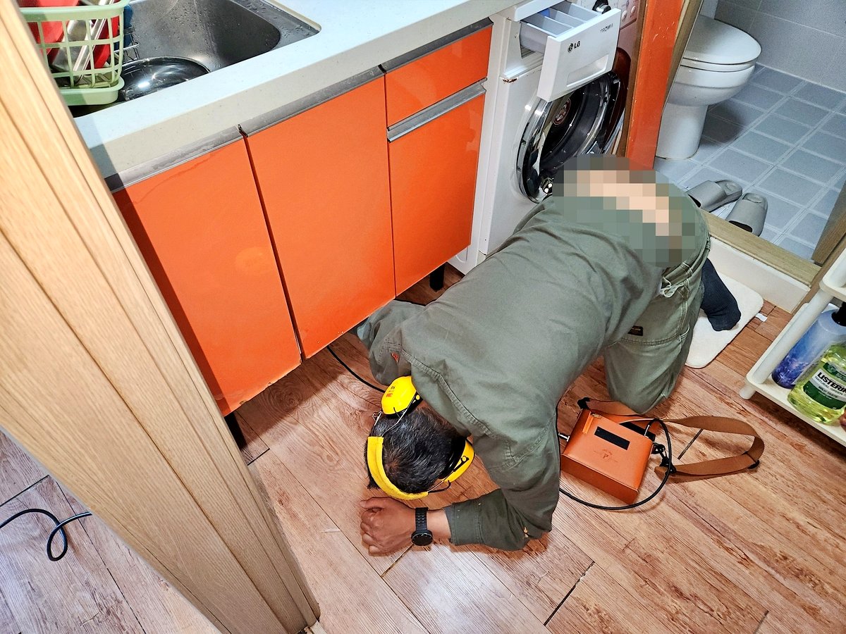 영종도 하늘도시 건물외벽 누수 1층 주차장 천장 물샘