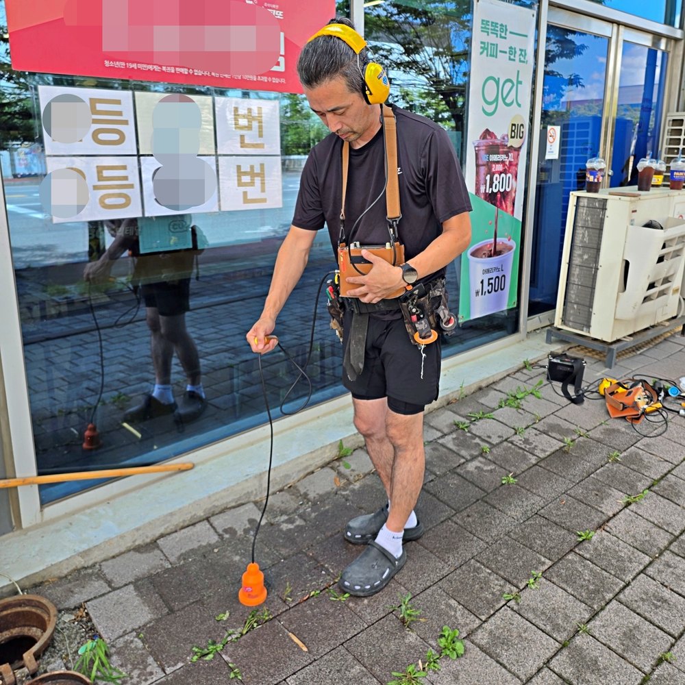 간석동 상가 소화전 주변 청음탐지로 이상 지점 확인